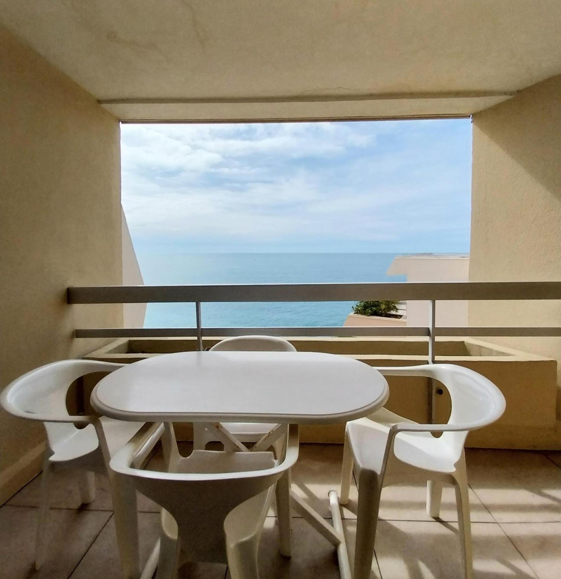 Front De Mer 2 Chambres Parking Quartier Corniche Сет Экстерьер фото